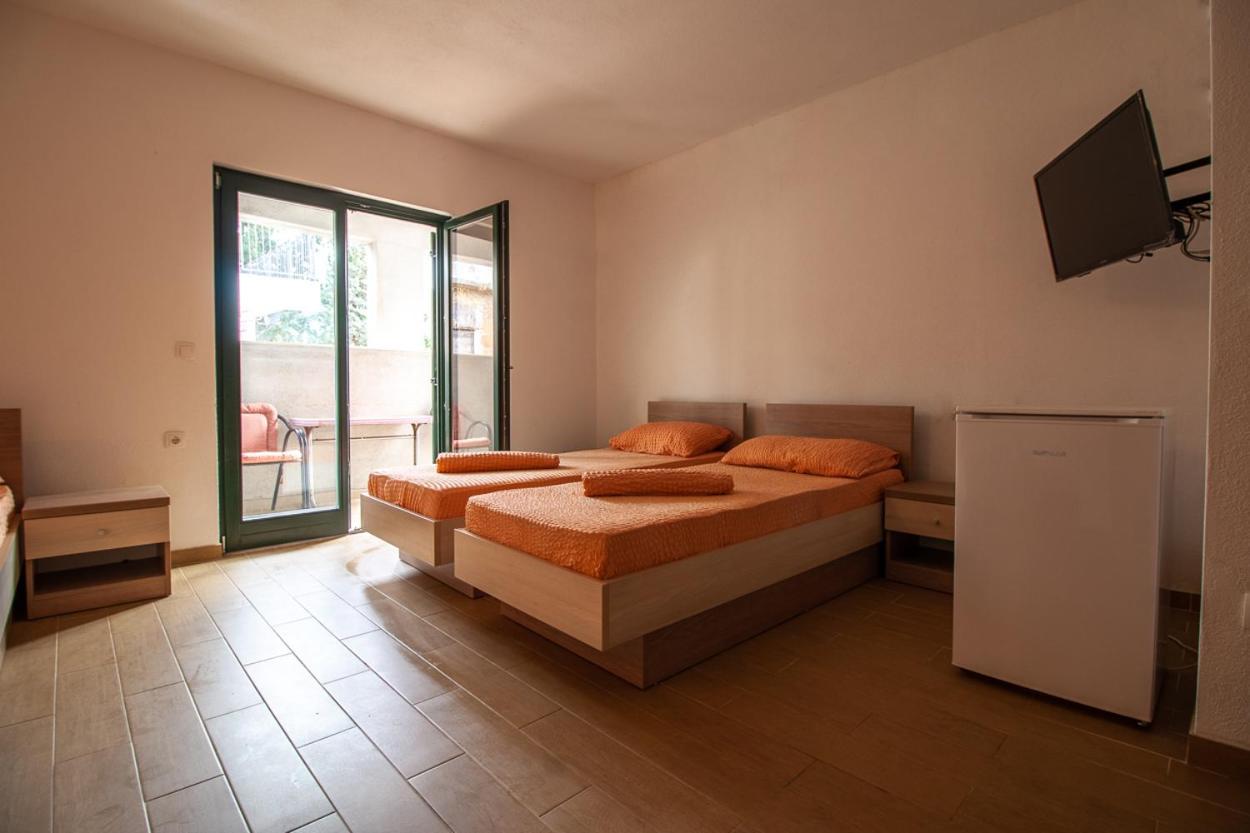 Villa Anteo Uz Plazu Sa Privatnim Parkingom Neum Kültér fotó
