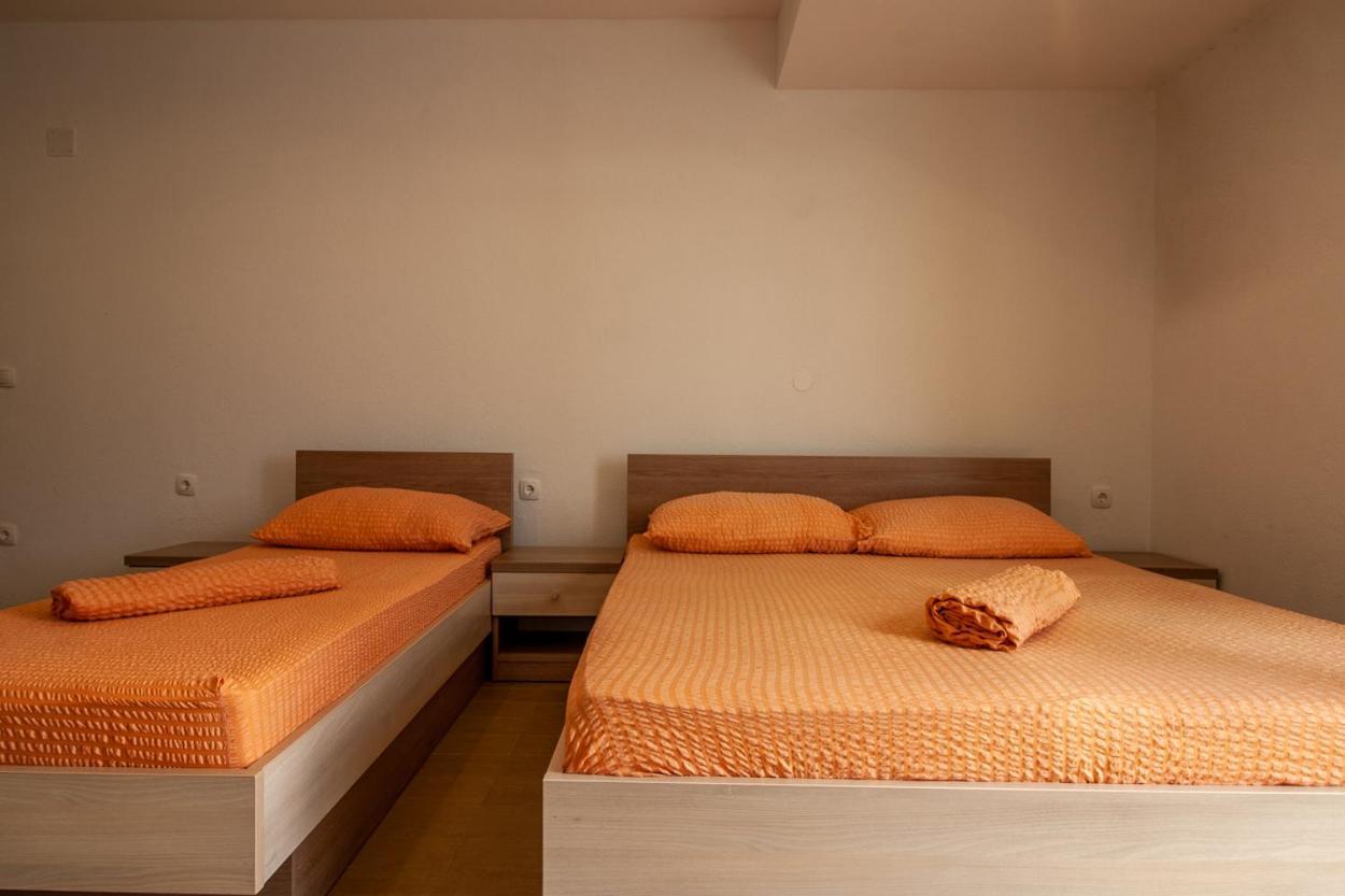 Villa Anteo Uz Plazu Sa Privatnim Parkingom Neum Kültér fotó