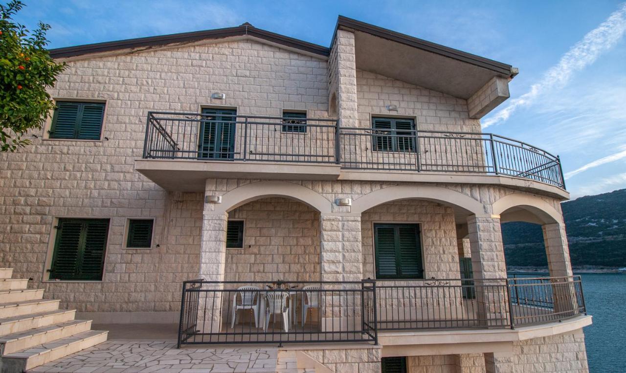 Villa Anteo Uz Plazu Sa Privatnim Parkingom Neum Kültér fotó